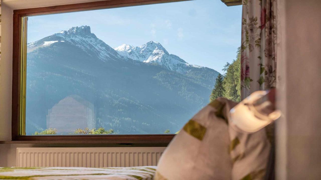 Pension Riese Neustift im Stubaital Luaran gambar