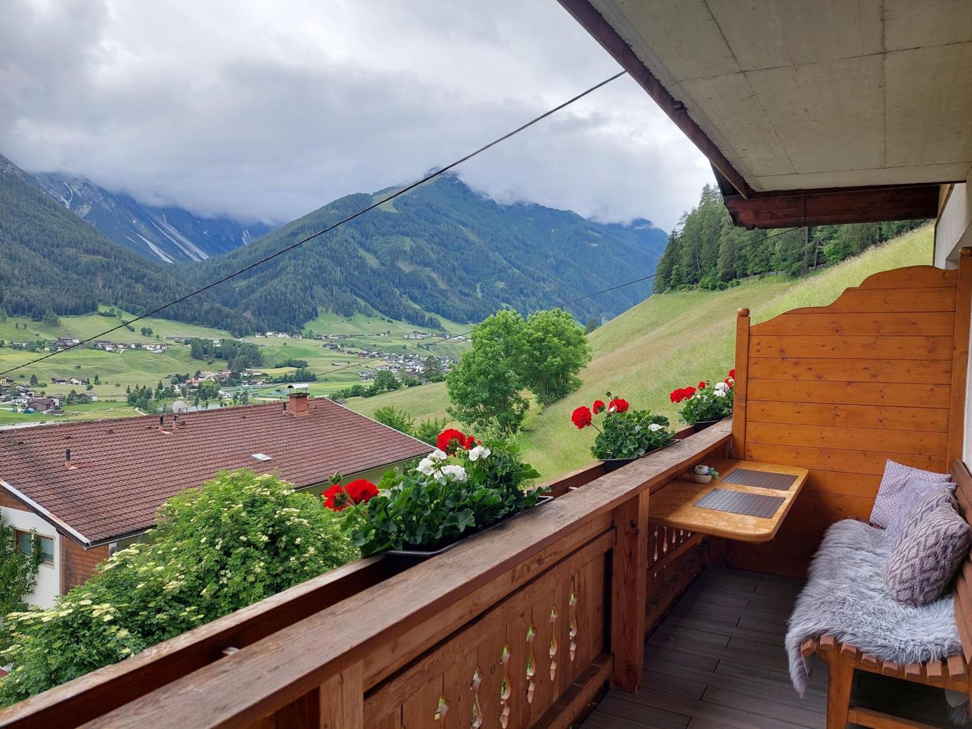 Pension Riese Neustift im Stubaital Luaran gambar
