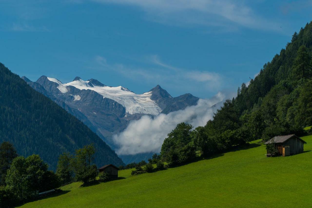 Pension Riese Neustift im Stubaital Luaran gambar